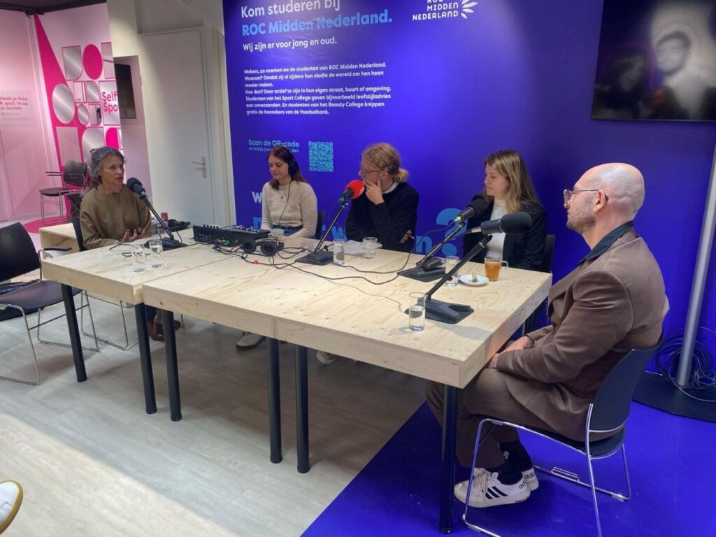 1763816360806-1024x768